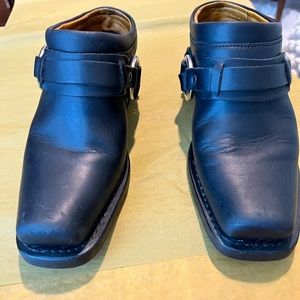 Frye Harness short boots